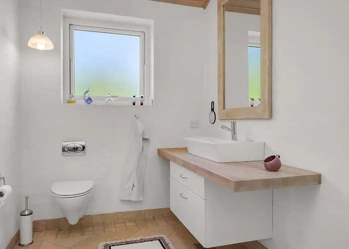 Idalia - 600m From The Sea By Interhome